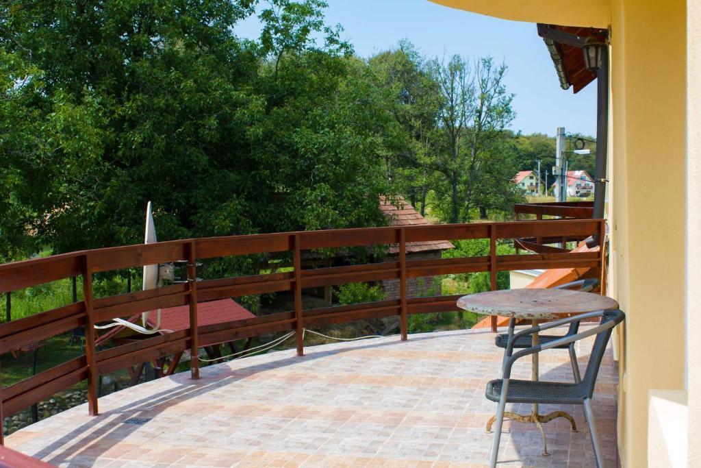 Pension Belmonte Sîmbăta de Sus Buitenkant foto